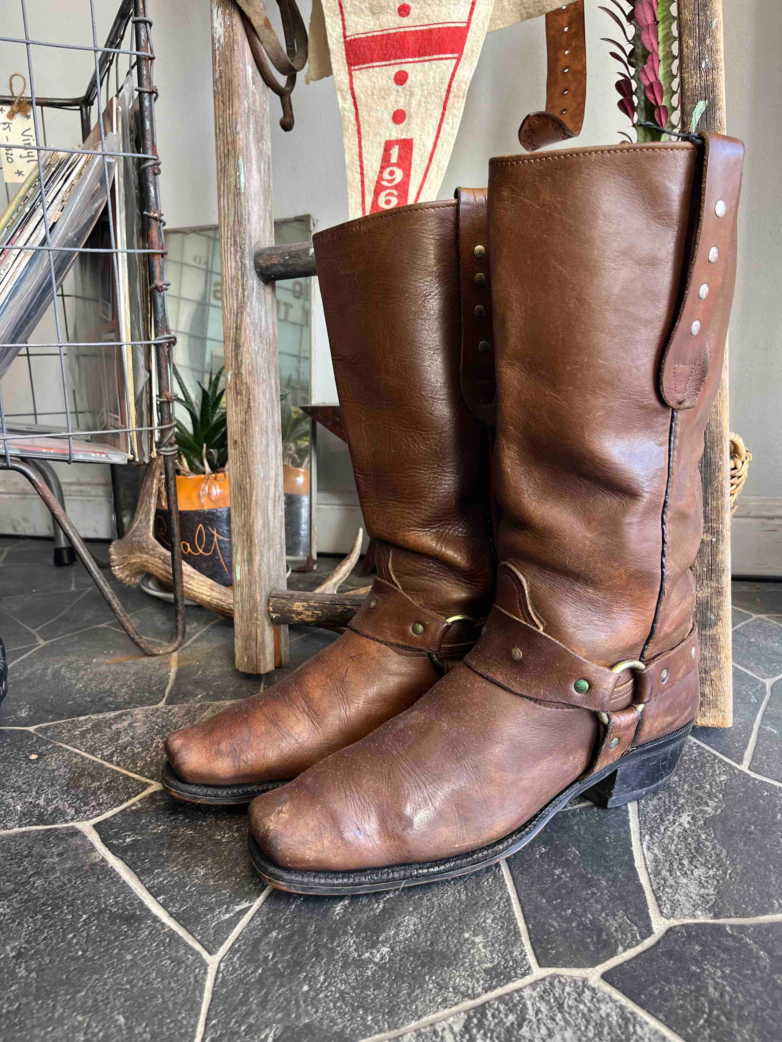 Square toe harness boots hotsell